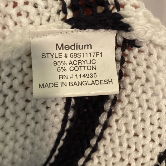 Francesca’s Black & White Striped Sweater - Picture 5 of 7